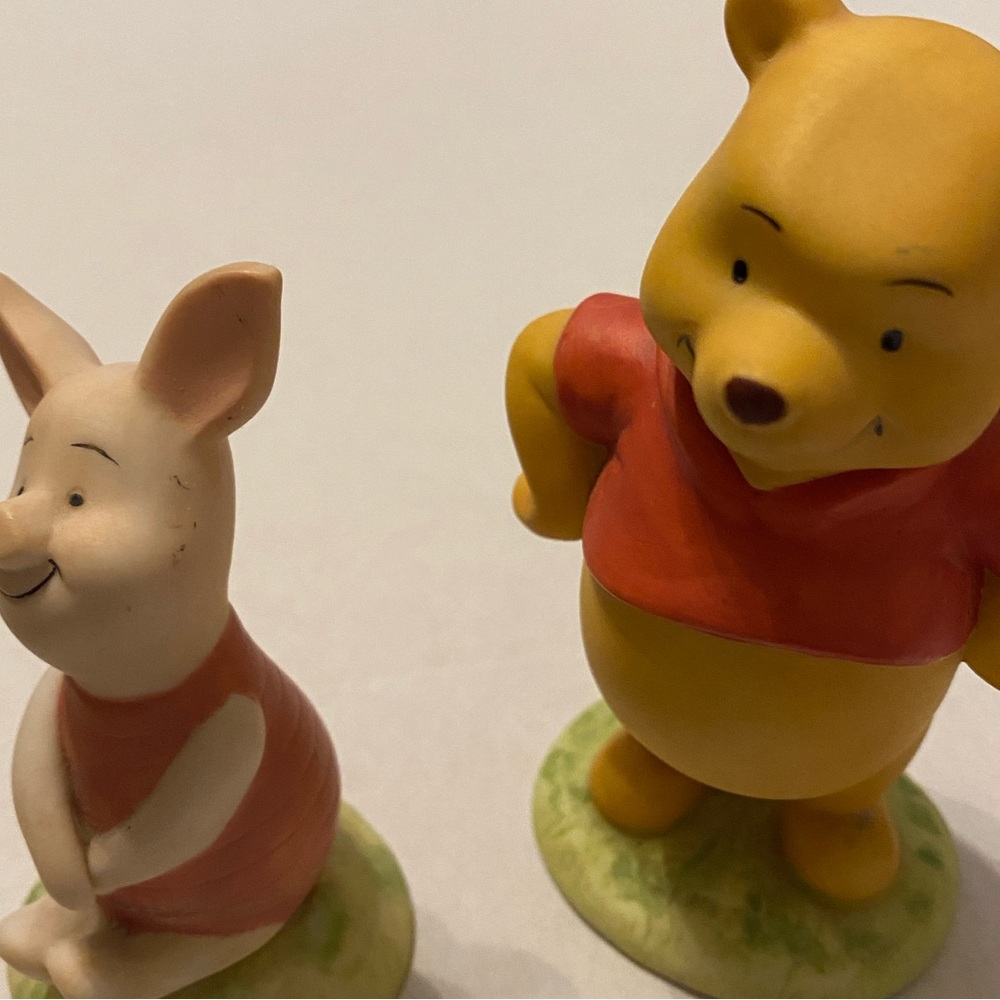 Disney Winnie the Pooh and Piglet Porcelain Figurine Lot - Picture 11 of 11
